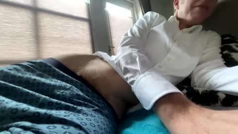 dave76b online show from 6, 2, 2025