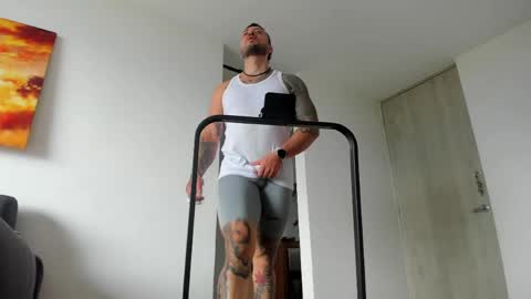 DAVE MAX online show from 10, 4, 2026