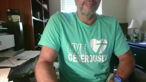 Snapshot of davethebooky chatting on 17, 9, 2025 Dave online show from 17, 9, 2025