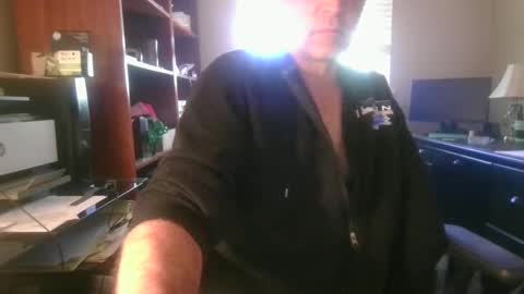 Snapshot of davethebooky chatting on 2, 10, 2025 Dave online show from 2, 10, 2025