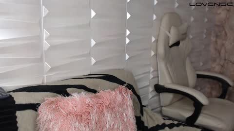 David col11 online show from 12, 11, 2025