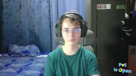 Snapshot of david_colombian chatting on 10, 7, 2026 ProgrammerBoy online show from 10, 7, 2026