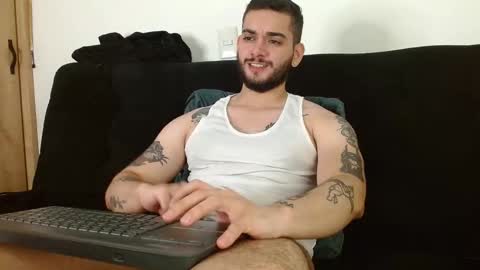 Snapshot of david_franco1 chatting on 8, 9, 2025 Twitter davidsanctum online show from 8, 9, 2025