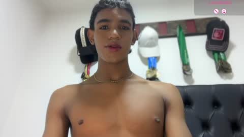 Snapshot of david_hot44 chatting on 26, 6, 2026 david_hot44 online show from 26, 6, 2026