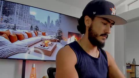 Hey im David that loves to explore and speak their fantasies. Very open talktative and nice. Feel free to chat with me online show from 30, 12, 2024