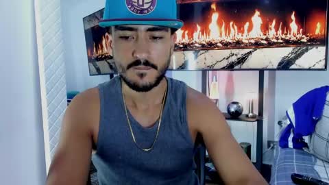 Hey im David that loves to explore and speak their fantasies. Very open talktative and nice. Feel free to chat with me online show from 25, 5, 2026