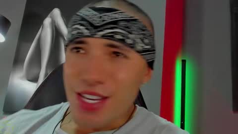 David Jons online show from 2, 11, 2025