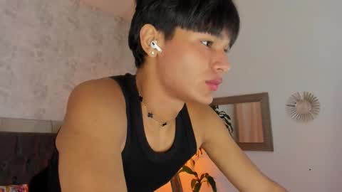 Snapshot of david_lux chatting on 15, 10, 2025 David online show from 15, 10, 2025