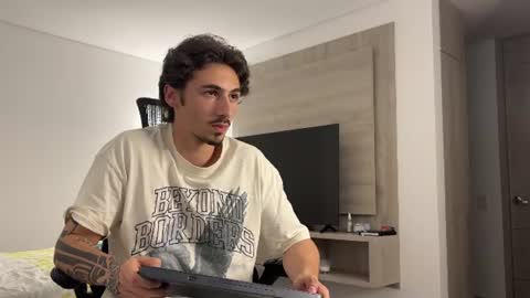 Snapshot of david_muller_ chatting on 2, 7, 2026 David online show from 2, 7, 2026