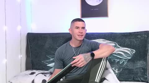 Snapshot of david_stark_1 chatting on 18, 12, 2024 -- David Stark -- online show from 18, 12, 2024