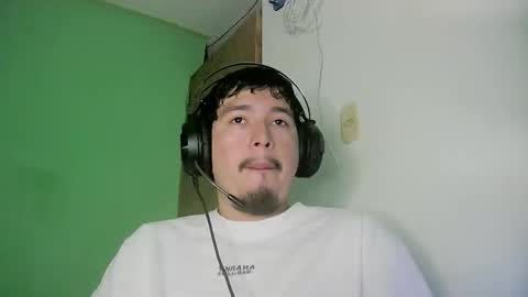 Snapshot of davidlasecuela chatting on 13, 2, 2026 DavidSkinny online show from 13, 2, 2026