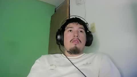 Snapshot of davidlasecuela chatting on 19, 2, 2026 DavidSkinny online show from 19, 2, 2026