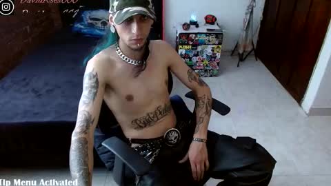 Snapshot of davidroses420 chatting on 22, 11, 2025 online show from 22, 11, 2025