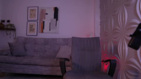 Davies brown    schedule 12pm to 5pm col time online show from 18, 4, 2026