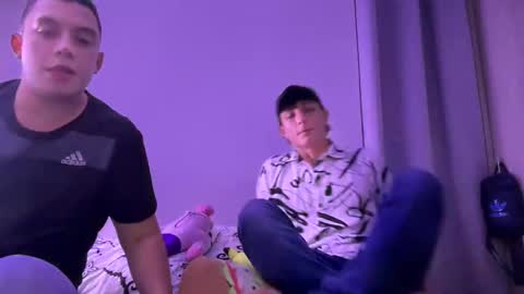 Snapshot of davinson_01 chatting on 7, 1, 2025 Davinson online show from 7, 1, 2025