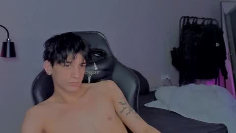 Snapshot of davisross chatting on 27, 1, 2025 davis online show from 27, 1, 2025