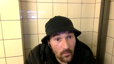 davocolours1112 online show from 17, 11, 2025