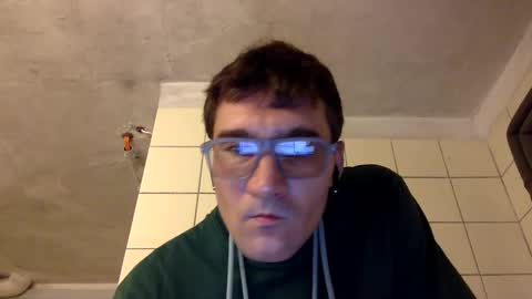 Snapshot of davocolours1112 chatting on 24, 5, 2026 davocolours1112 online show from 24, 5, 2026