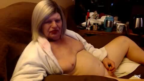 Snapshot of dawndoesall chatting on 11, 12, 2024 dawndoesall online show from 11, 12, 2024