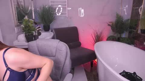 DawnGwin      Sasha online show from 17, 4, 2026