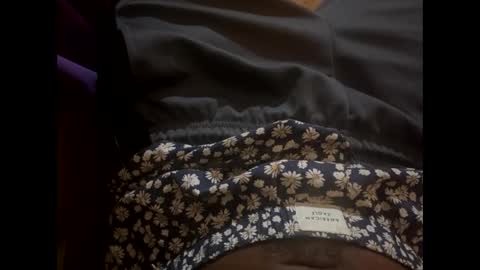 Snapshot of day_time_dricka chatting on 3, 12, 2025 day_time_dricka online show from 3, 12, 2025