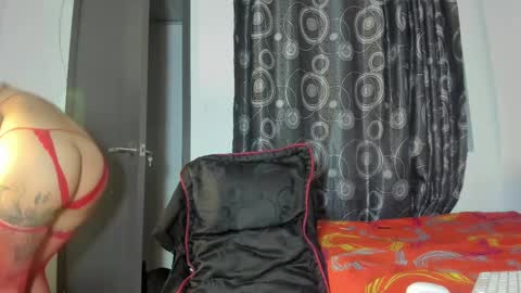 Snapshot of dayan_foxx chatting on 15, 2, 2025 Dayan foxx online show from 15, 2, 2025