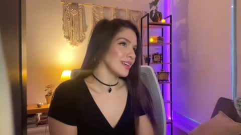 Snapshot of dayanavtx chatting on 3, 11, 2025 dayanavtx online show from 3, 11, 2025