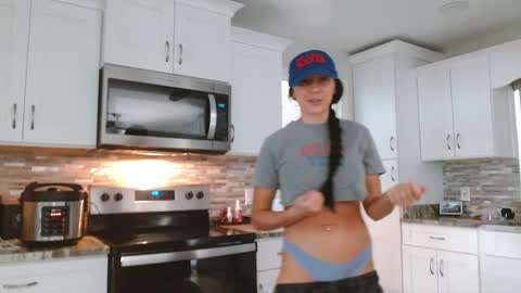 Snapshot of dazeydo chatting on 26, 10, 2025 Dazey online show from 26, 10, 2025