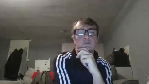 Dazzill online show from 3, 11, 2025