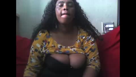 ddboobsnipples online show from 8, 12, 2024