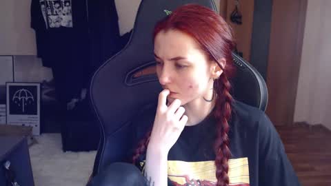 Snapshot of dead_girll chatting on 20, 2, 2025 freak online show from 20, 2, 2025