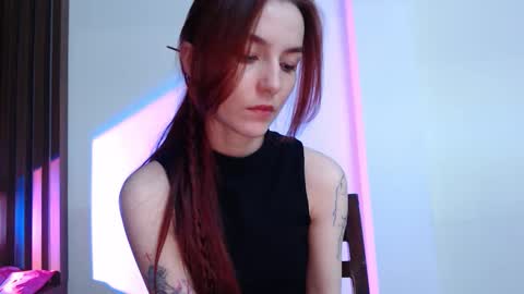 Snapshot of dead_girll chatting on 17, 10, 2025 freak online show from 17, 10, 2025