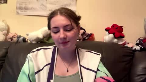 Mia online show from 4, 6, 2026