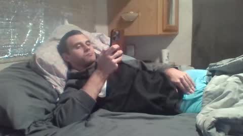 deafguyproud69 online show from 5, 10, 2025