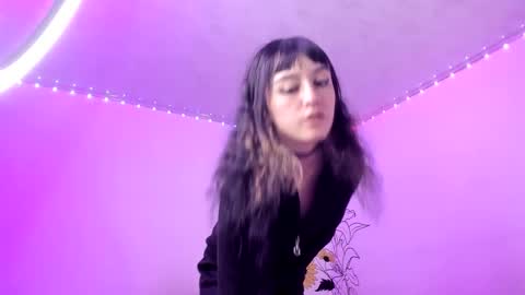 Snapshot of dear_venus chatting on 1, 10, 2025 venus adam online show from 1, 10, 2025