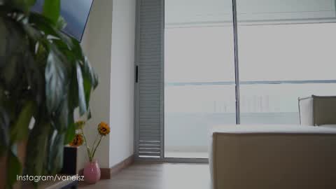 NINA   30OFF online show from 19, 9, 2025