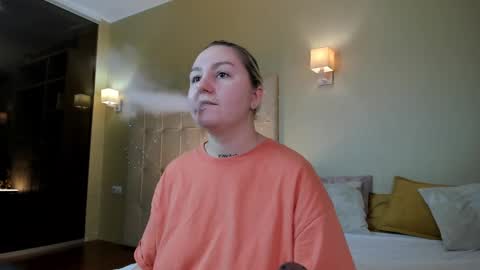 Debbie Mon Tue Fri Sun Sat GMT 3 1000am - 0400pm  online show from 24, 12, 2024