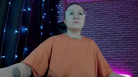 Debbie Mon Tue Fri Sun Sat GMT 3 1000am - 0400pm  online show from 4, 1, 2025