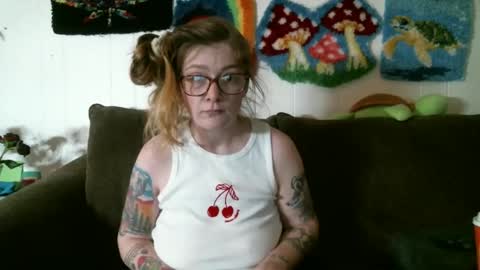 Snapshot of debbieafterhours69 chatting on 3, 4, 2026 DEBBIE online show from 3, 4, 2026