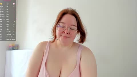 Snapshot of debbiewood chatting on 31, 7, 2026 DeboraDebbieDee online show from 31, 7, 2026