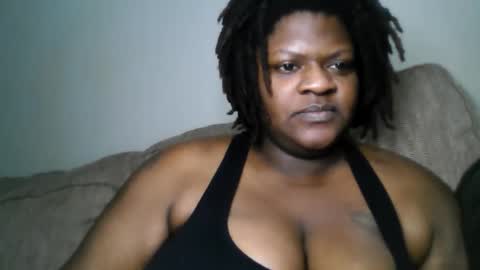 Snapshot of debo_dimples chatting on 19, 12, 2025 DeboDimples online show from 19, 12, 2025