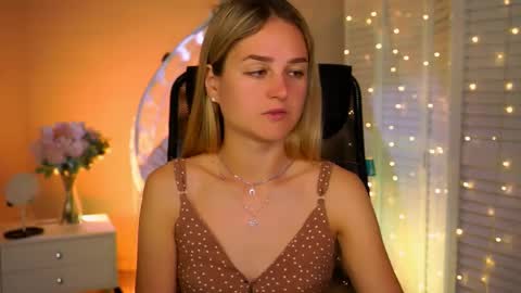 Snapshot of deboralarson chatting on 1, 6, 2026 Debora online show from 1, 6, 2026
