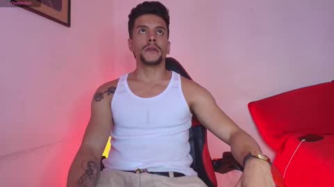 Snapshot of deconrios chatting on 9, 3, 2026 Santiago online show from 9, 3, 2026