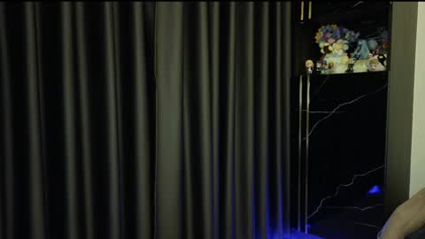 Snapshot of deedeedoll chatting on 2, 12, 2024 deedeedoll online show from 2, 12, 2024