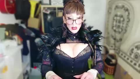 Deeliah online show from 5, 1, 2025