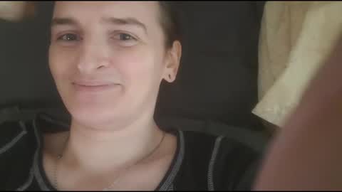 Snapshot of deep_hole_girl chatting on 14, 5, 2026 deep_hole_girl online show from 14, 5, 2026