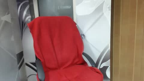 hi guys i m a cute milf i m here for good time and nice people pls be respectfool and enjoy me online show from 14, 2, 2026