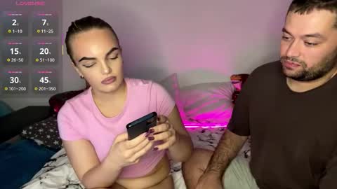 Snapshot of deeplookscouple chatting on 10, 10, 2025 deeplookscouple online show from 10, 10, 2025