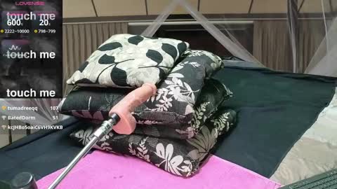 Snapshot of deeplyasian chatting on 9, 3, 2025 Deeply Asian style... Nice to meet you thumb up me please help us. online show from 9, 3, 2025