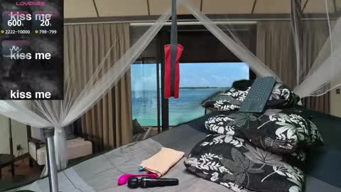 Snapshot of deeplyasian chatting on 27, 10, 2025 Deeply Asian style... Nice to meet you thumb up me please help us. online show from 27, 10, 2025